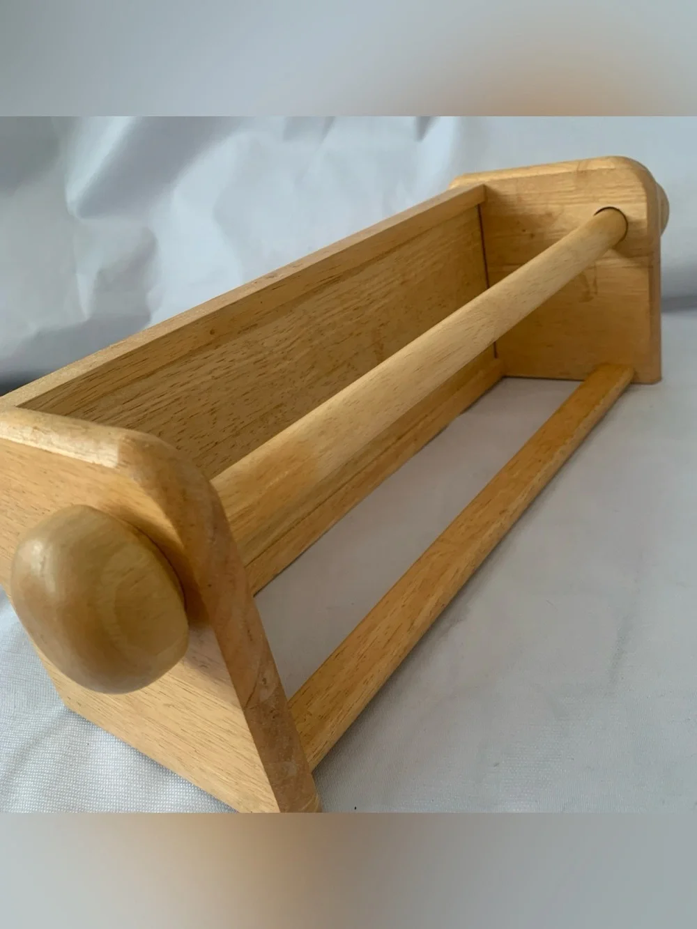VTG Wood Wall Mounted Paper Towel Holder Dispenser Light Oak Country 14” Long